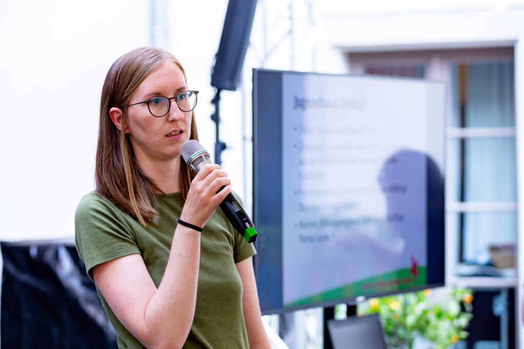 Projektvorstellung Naturfreundejugend Erfurt: "Umgestaltung Seminarraum"