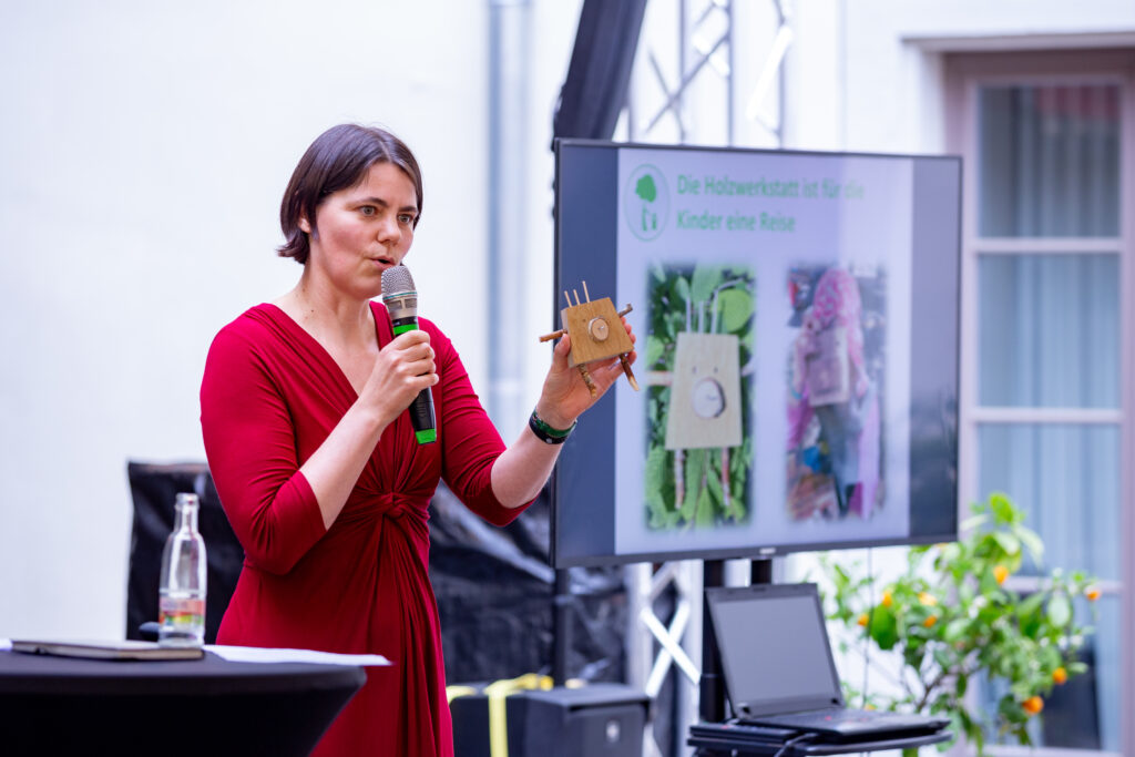 Projektvorstellung Förderverein Waldkindergarten: "Holzwerkstatt"